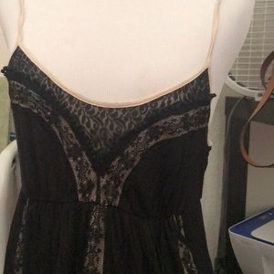 Kimchi Blue black lace top Sz M